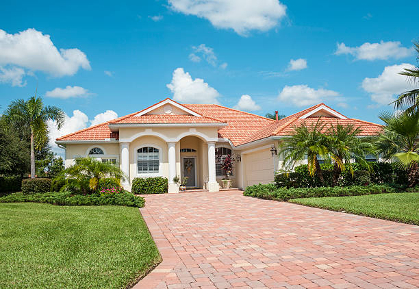 Best Driveway Paving Contractor  in Hillsboro, ND